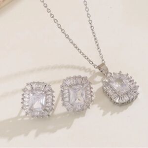 Elegant Silver Pendant Necklace and Earring Set